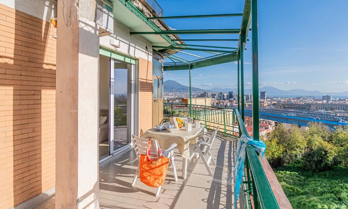 Naples Apartment | Bright Apartment Private Parking Naples, Napoli, Italy