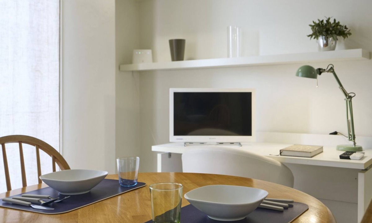 Porta Romana Apartment | Bright Urban Studio | Porta Romana Milano
