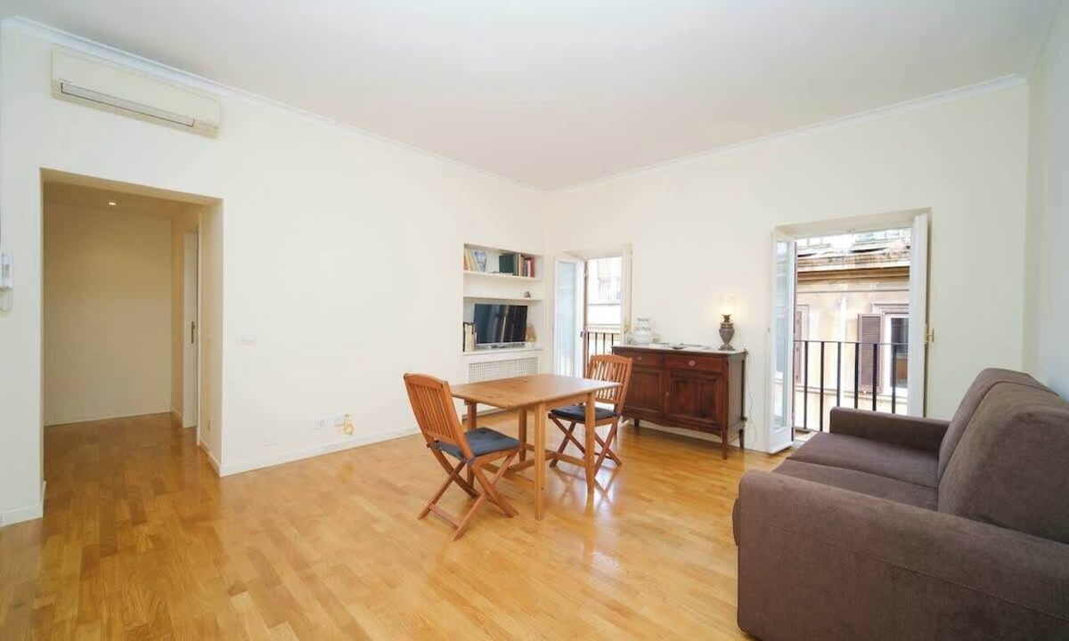 Rione II Trevi Apartment | BuddyRent - Duplex terrazza - Trevi - 12 ospiti