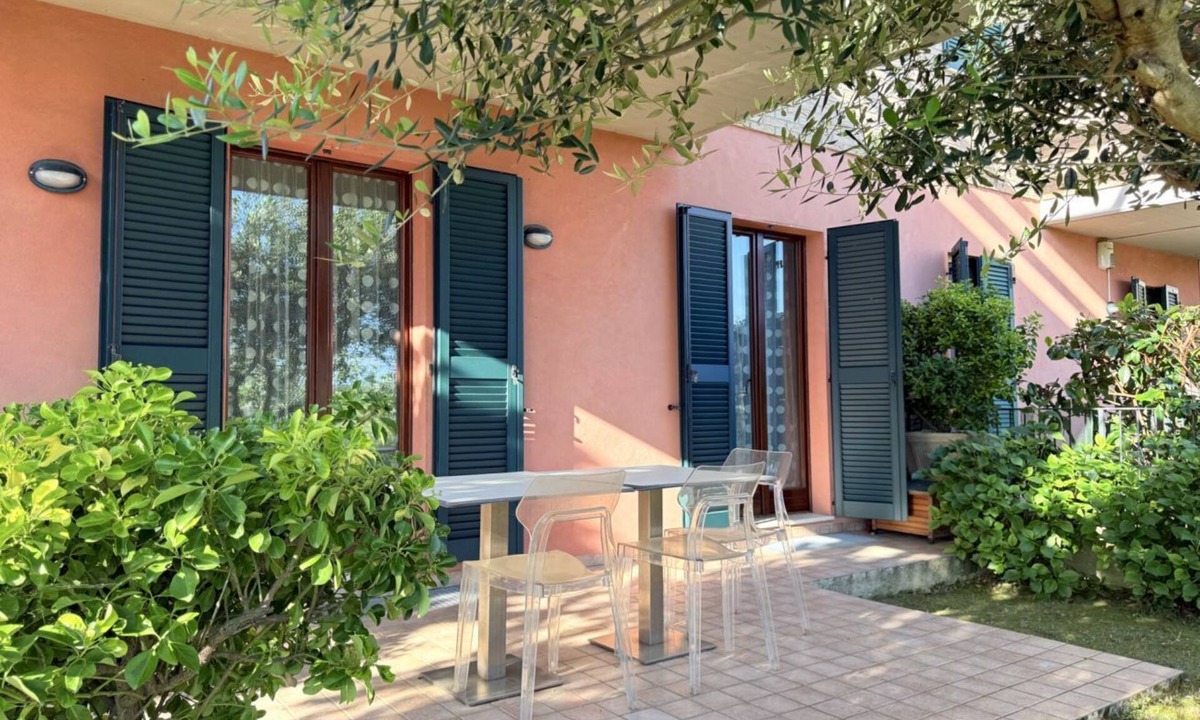 Camerano Apartment | C018 – Camerano, three-room apartment with garden and parking