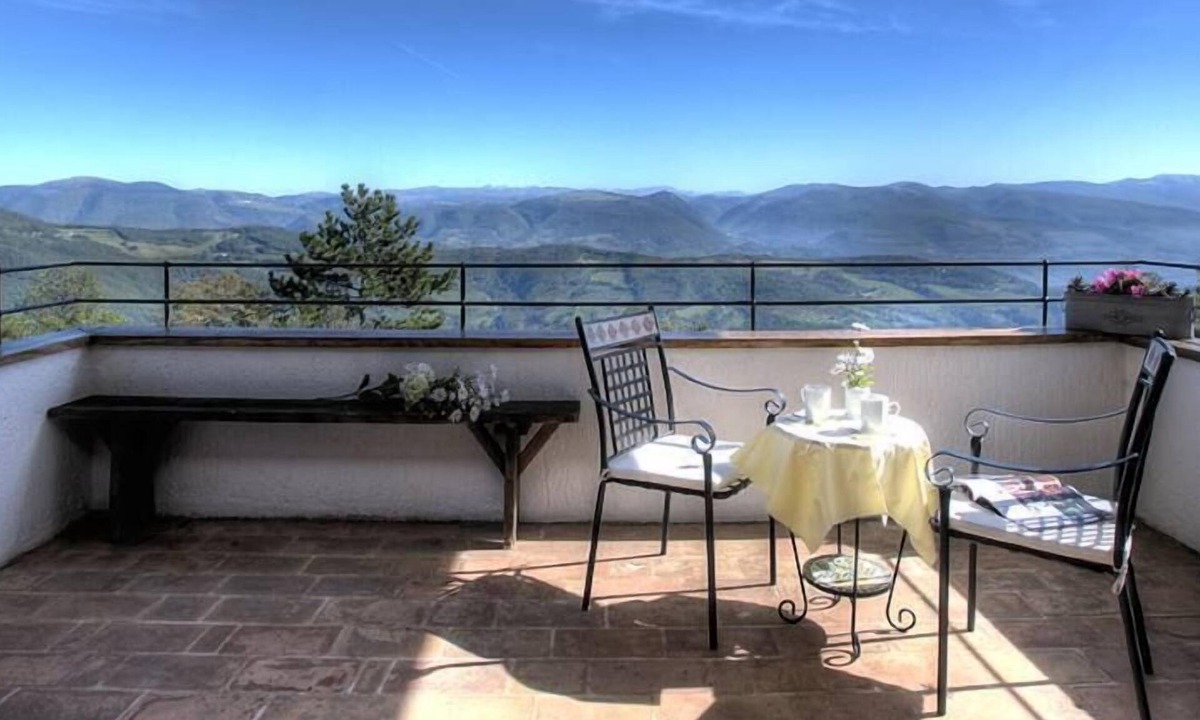 Spello Cabin | Cabin surrounded by greenery in the Monte Subasio Park - Panoramic Terrace
