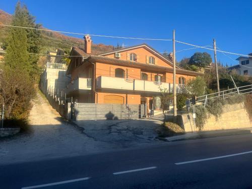Nerbisci Apartment | Camelia
