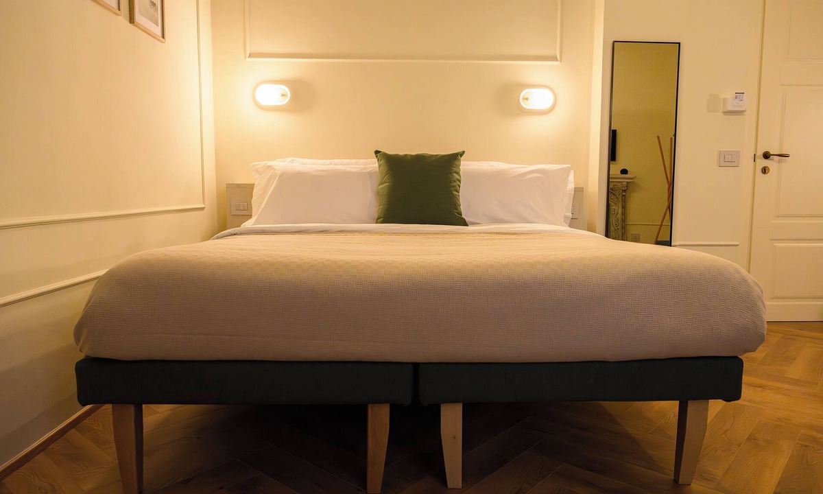 Foligno Bed & Breakfast | Camera Luxury in Centro a Foligno, a 5 Minuti da Caserma e Stazione