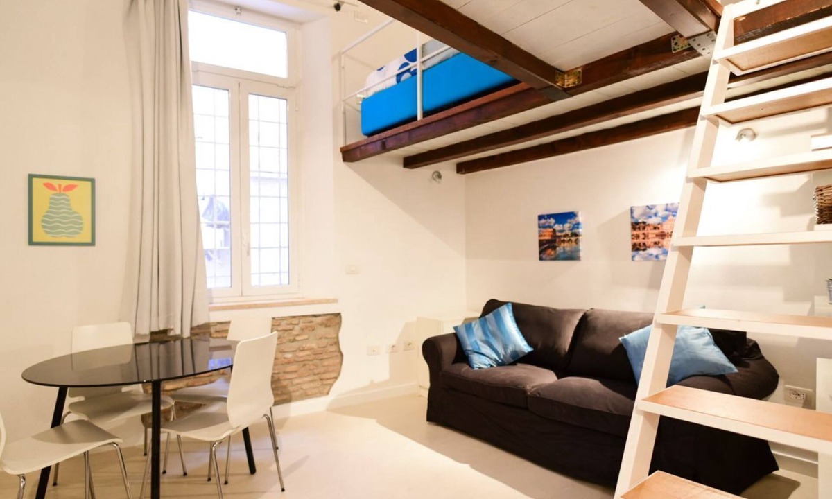 Rione VII Regola Apartment | Campo de'Fiori Cozy Studio