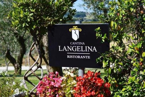 Corinaldo Hotel | Cantina Langelina