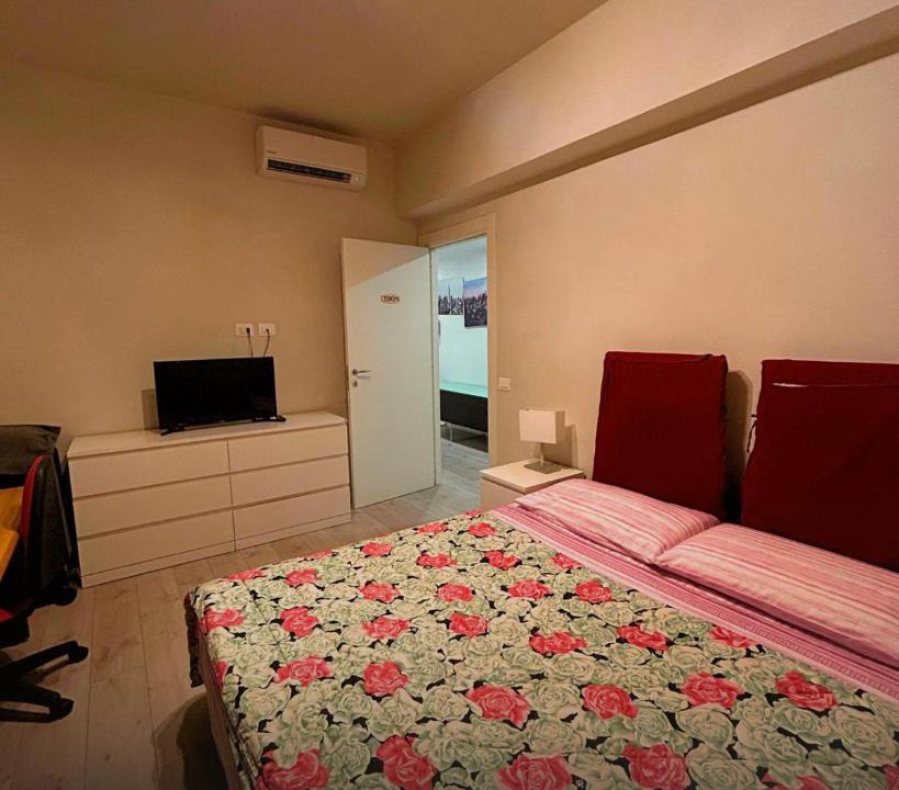 Ancona Apartment | CarloAlberto23- Rooms by Homes in Ancona