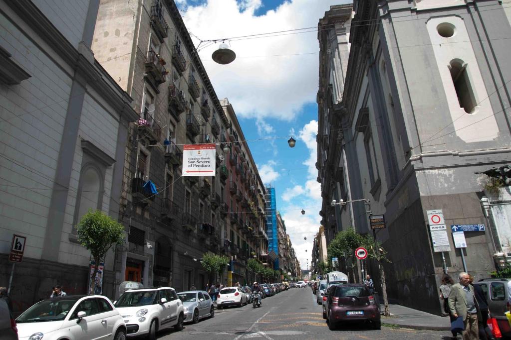 Naples City Centre Apartment | Carol House
