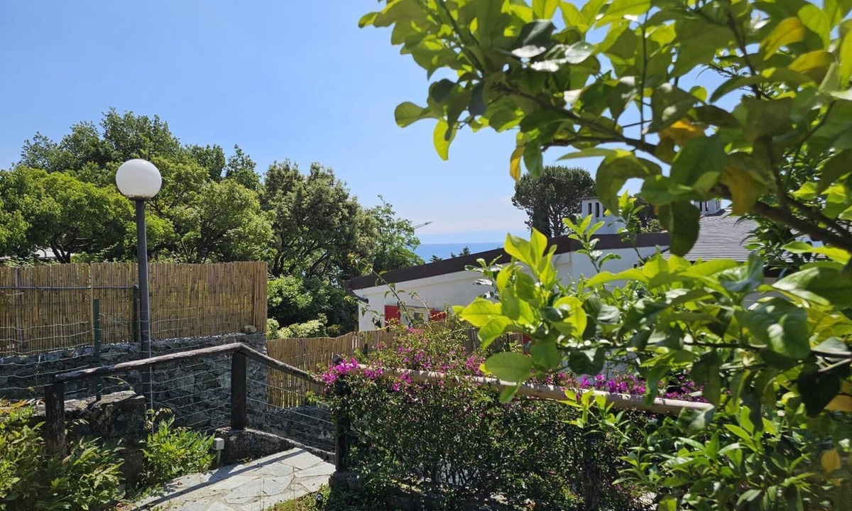 Arenzano Apartment | Casa Bianca - Two Bedroom Apartment, Sleeps 4