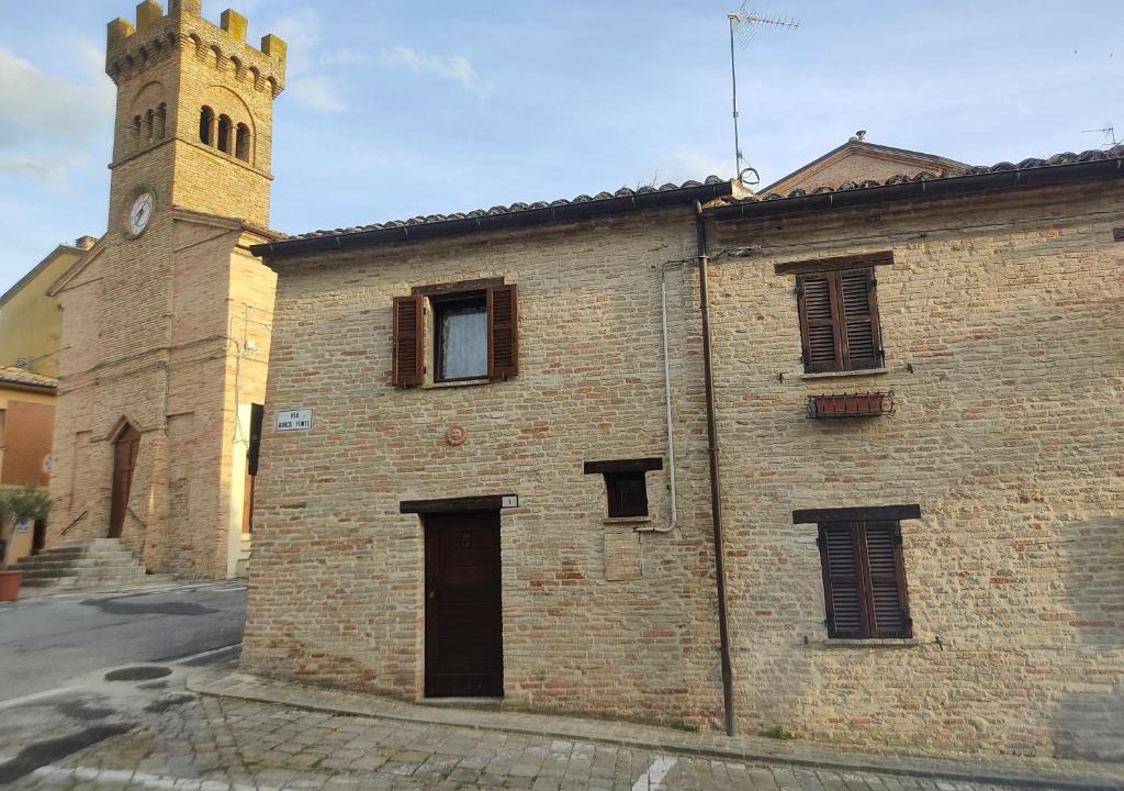 Castelleone di Suasa House | Casa Borgo Fonte