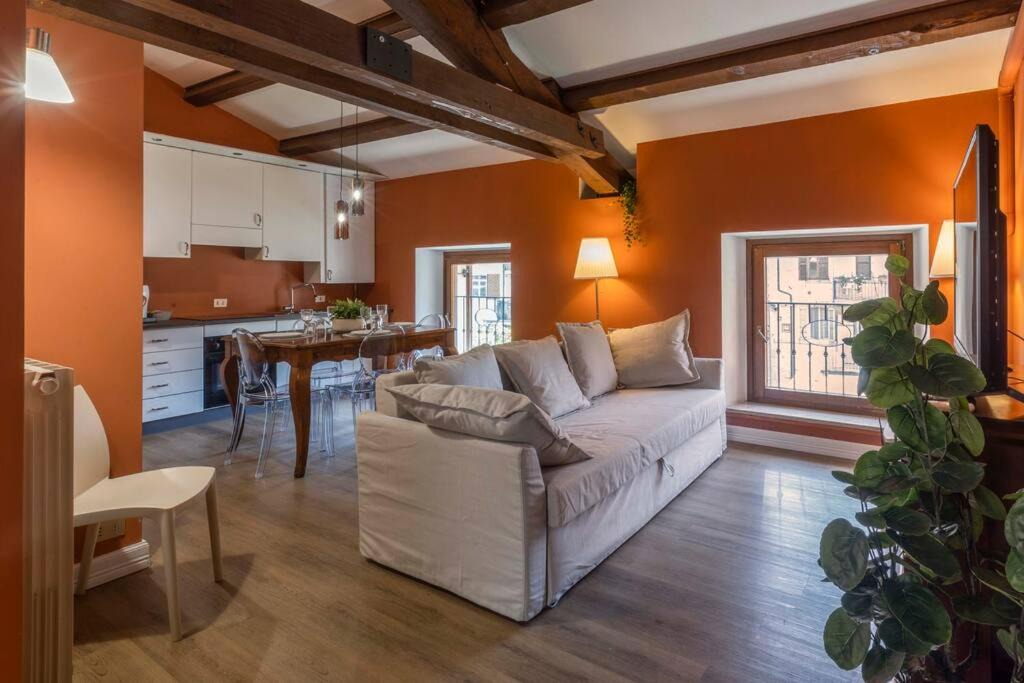 Macerata Apartment | Casa Carmen vicino parcheggio