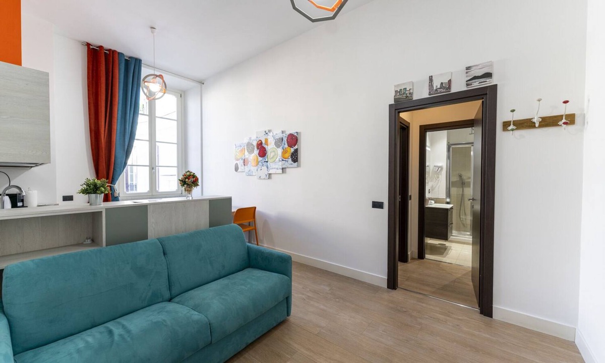 Naples City Centre Apartment | Casa di Andrea - One Bedroom Apartment, Sleeps 4