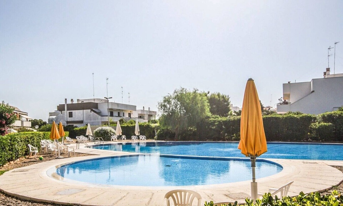 Municipio 1 Apartment | Casa Eos - with shared pool