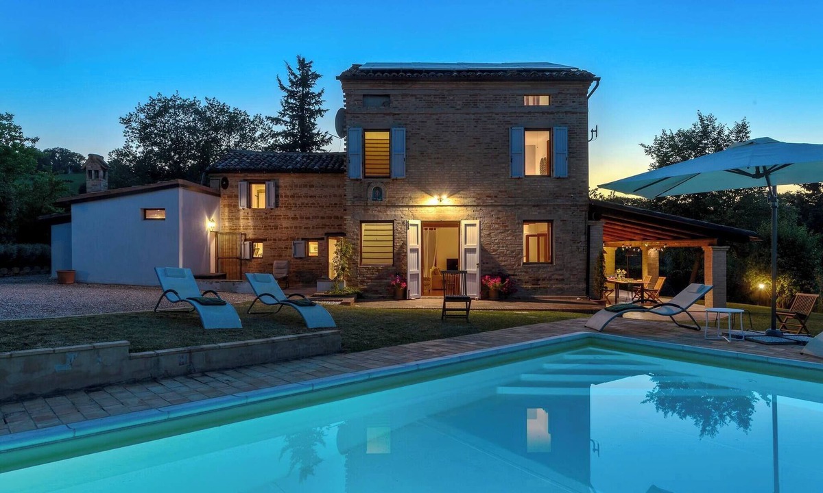 Ripe San Ginesio Villa | Casa Felicita 8 by Marche Holiday Villas