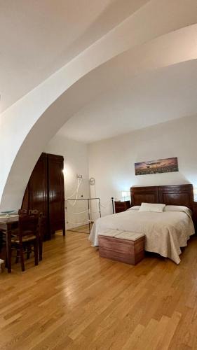 Canino House | Casa Gialla