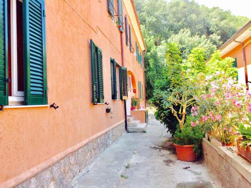 Porto Santo Stefano Apartment | Casa Lividonia