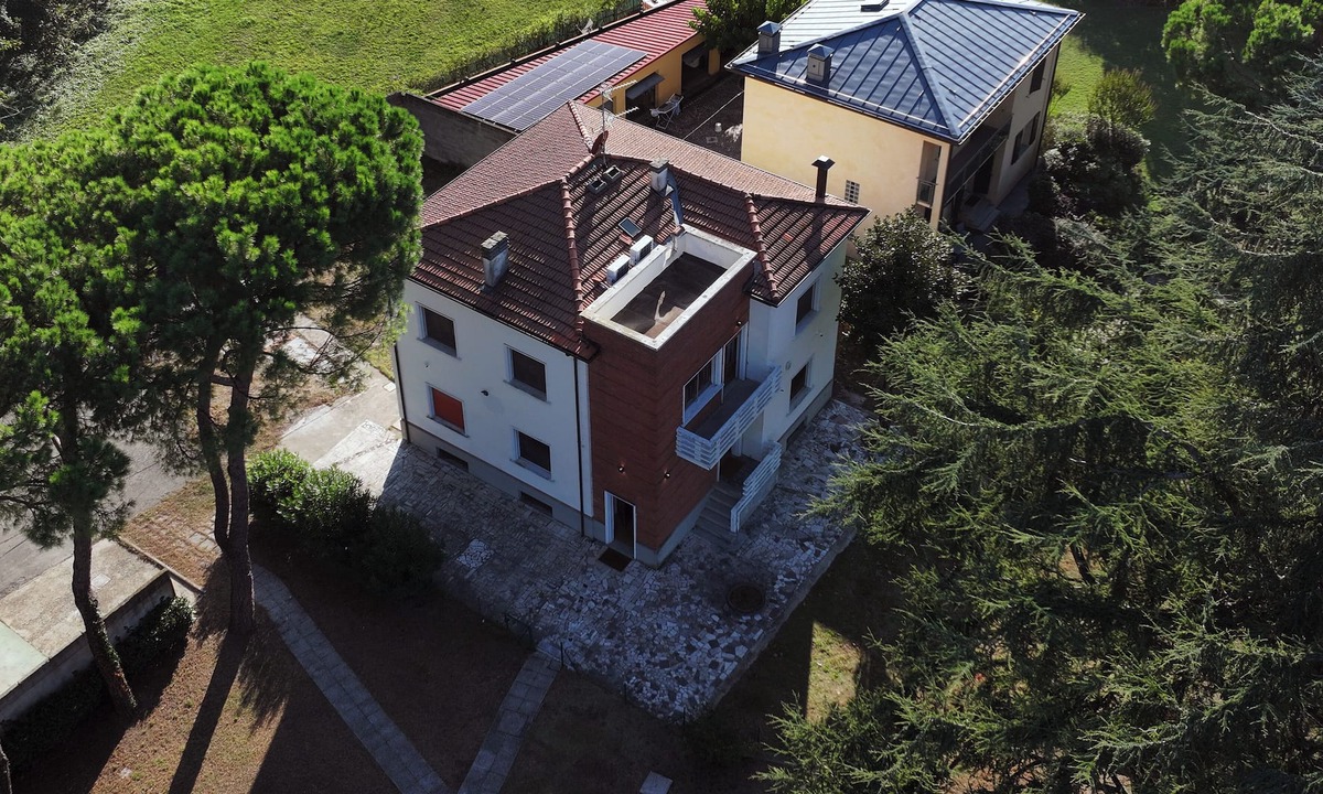 Imola Villa | Casa Rivazza Villa, Park, Parking, Private grandstand overlooking the Imola circuit