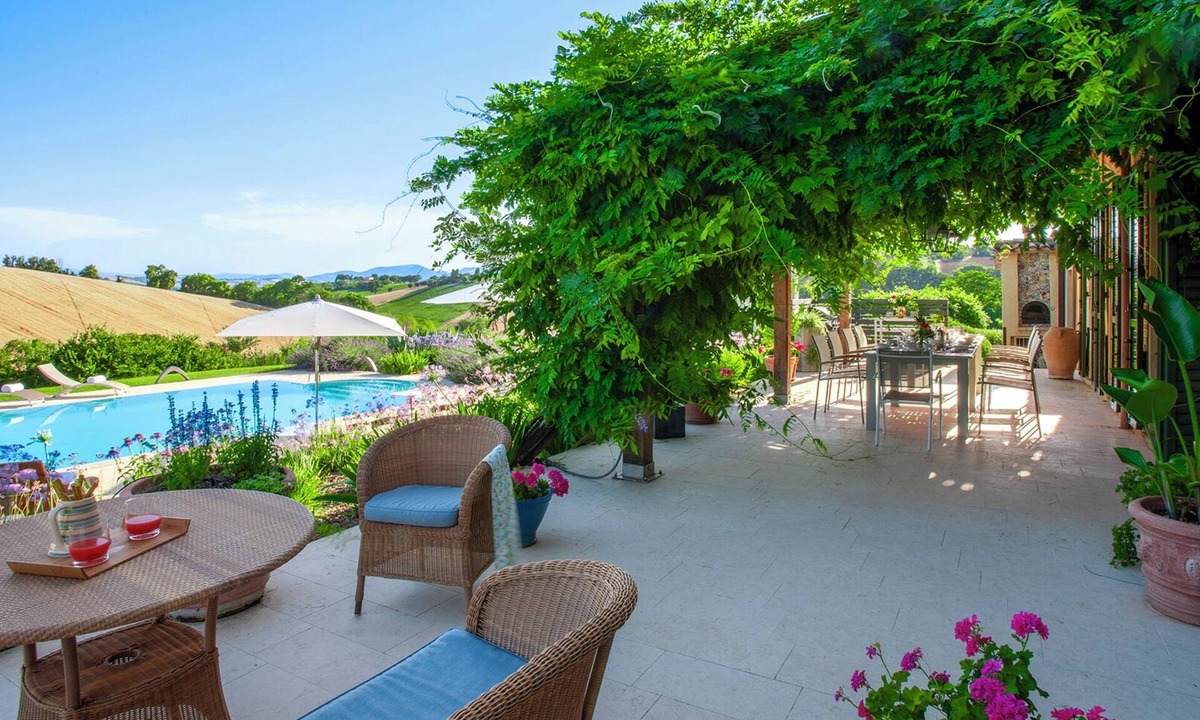 Centofinestre Villa | Casa Sant'Elia, villa in the heart of the Marche Region a few miles from the sea
