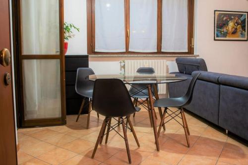 Lingotto Apartment | Casa Spezia - Metro Vicina, Wi-Fi Rapido & Netflix
