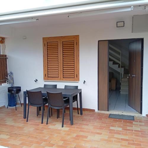Scaro-Reggio-Scornavacca-Vardano House | Casa Torre