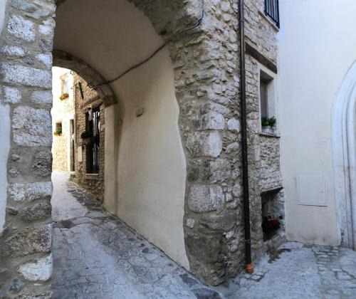 Goriano Sicoli House | Casa Vacanze MarGiu Pater Domus