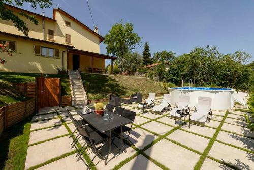 Monteluiano House | Casa vacanze San Vittorino