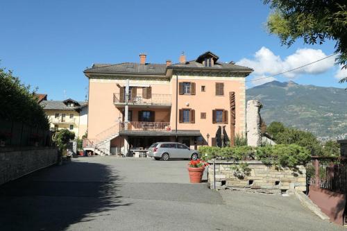 Pollein Apartment | Casa vacanze Valle d'Aosta - Maison Lugon