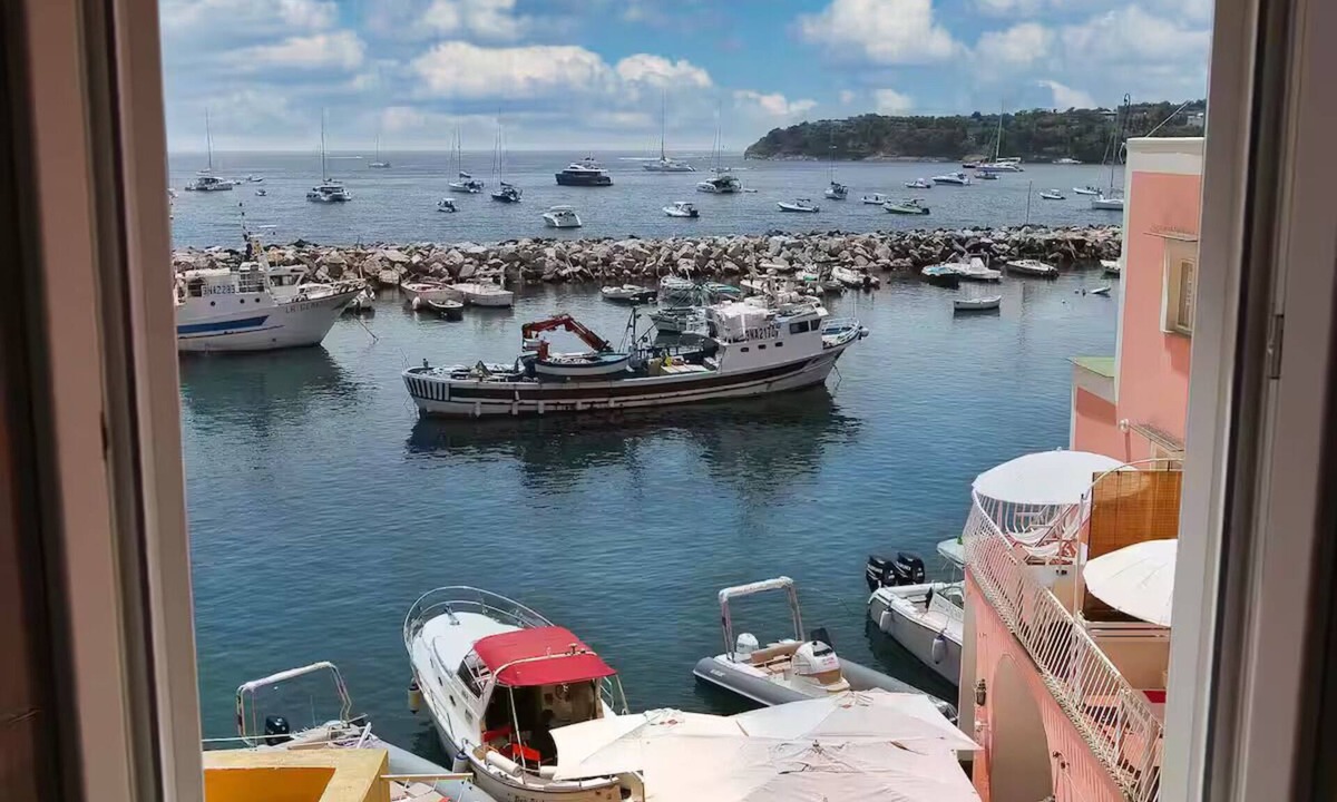 Procida Apartment | Casa Veneziano: a window on the Mediterranean