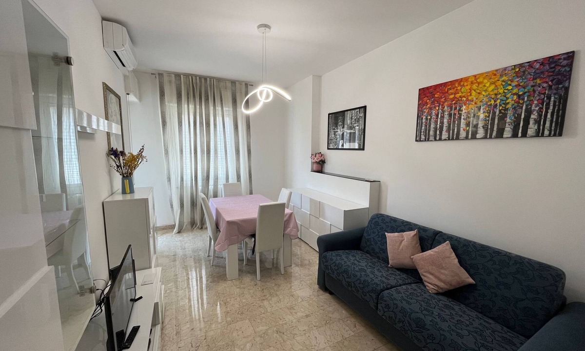 Cesano Boscone Apartment | Casa Vittoria a stone's throw from Milan (near Milan)