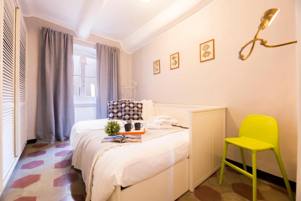 Camogli Apartment | CasaViva-Family Seaview Apt in Camogli