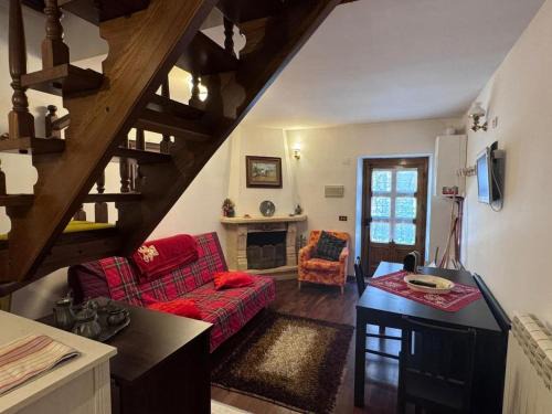Pescasseroli House | Casetta con camino in centro