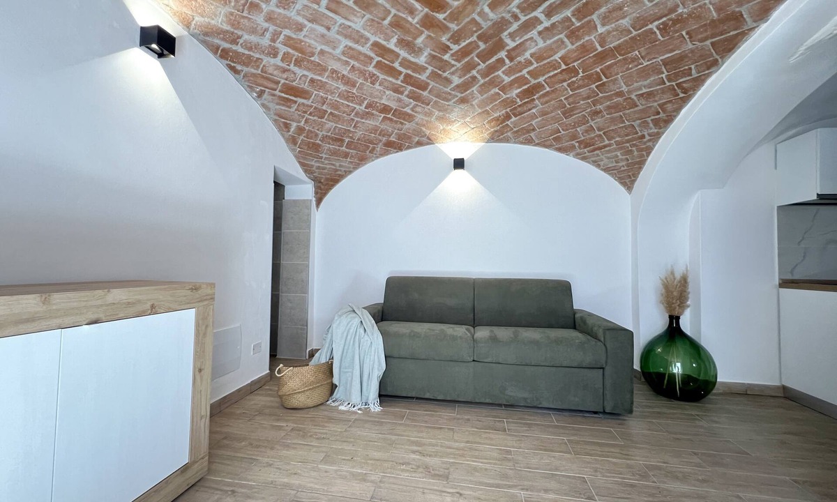 Novi Ligure Apartment | Cave Apartment