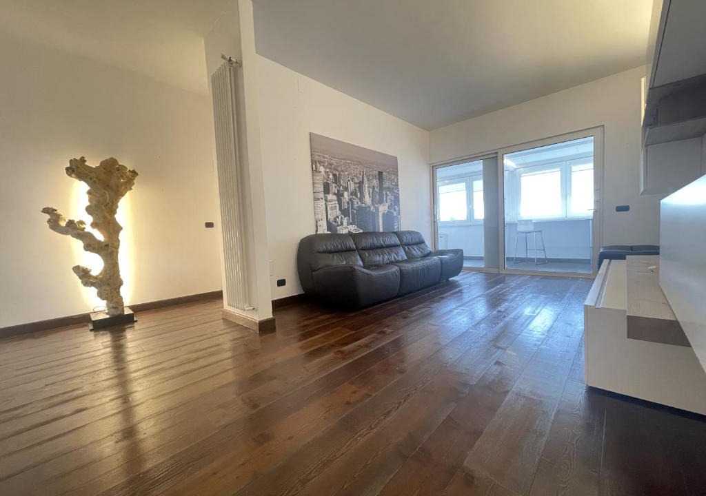 Bari City Centre Apartment | CconfortHotels Appartamento SkyLine
