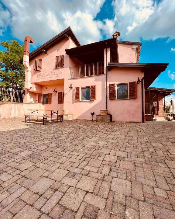 Canevino House | Chaledo Milagro