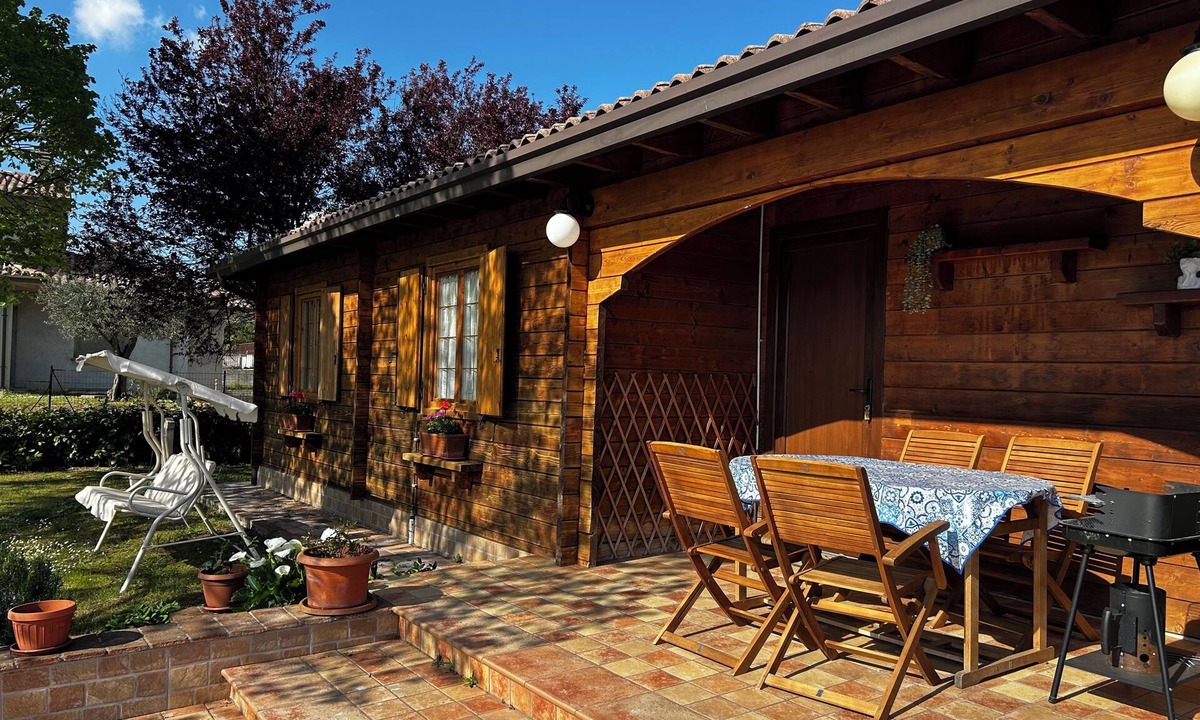 Gualdo Tadino Ski Chalet | Chalet Aurora