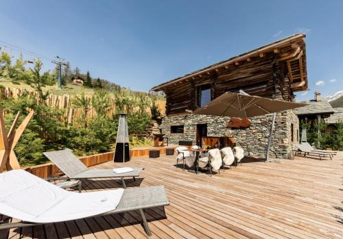 Corgnolaz Villa | Chalet Cocoon Deluxe Private Spa and F&B