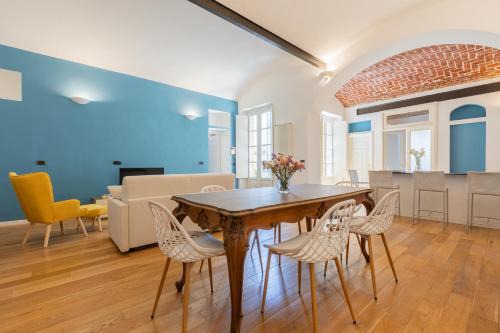 Cit Turin Apartment | Charming Colorful Brick by Wonderful Italy