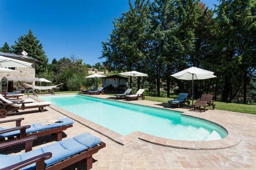 Ramazzano House | Charming House in Ramazzano with Pool