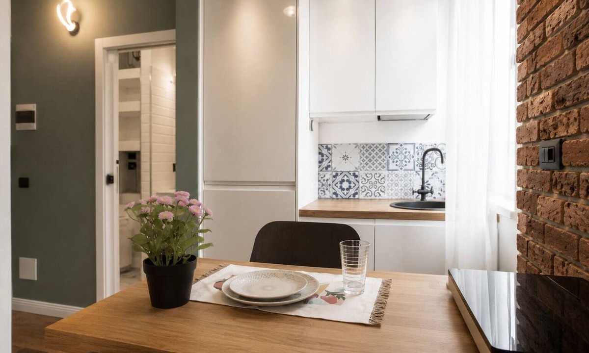 Gioia Apartment | Charming Liberty-Style Studio Apartment Near Milano Centrale, 10 Minutes Away