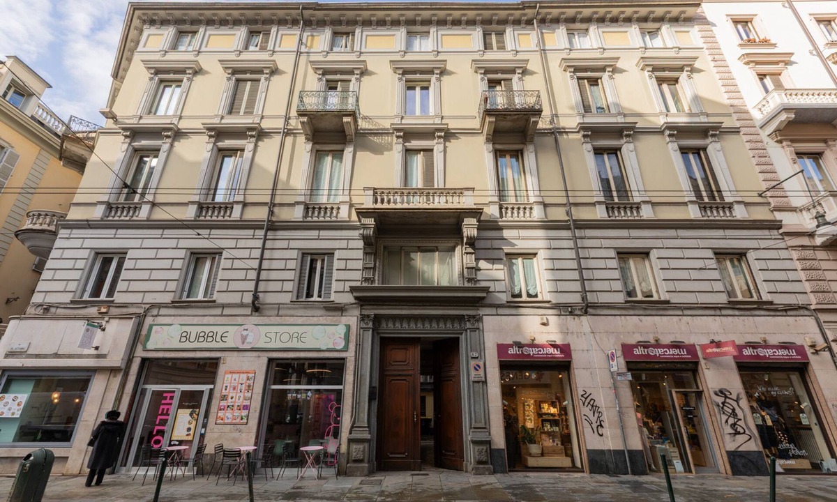 Roman Quarter Apartment | Cheerful Apartment XX Settembre by Wonderful Italy