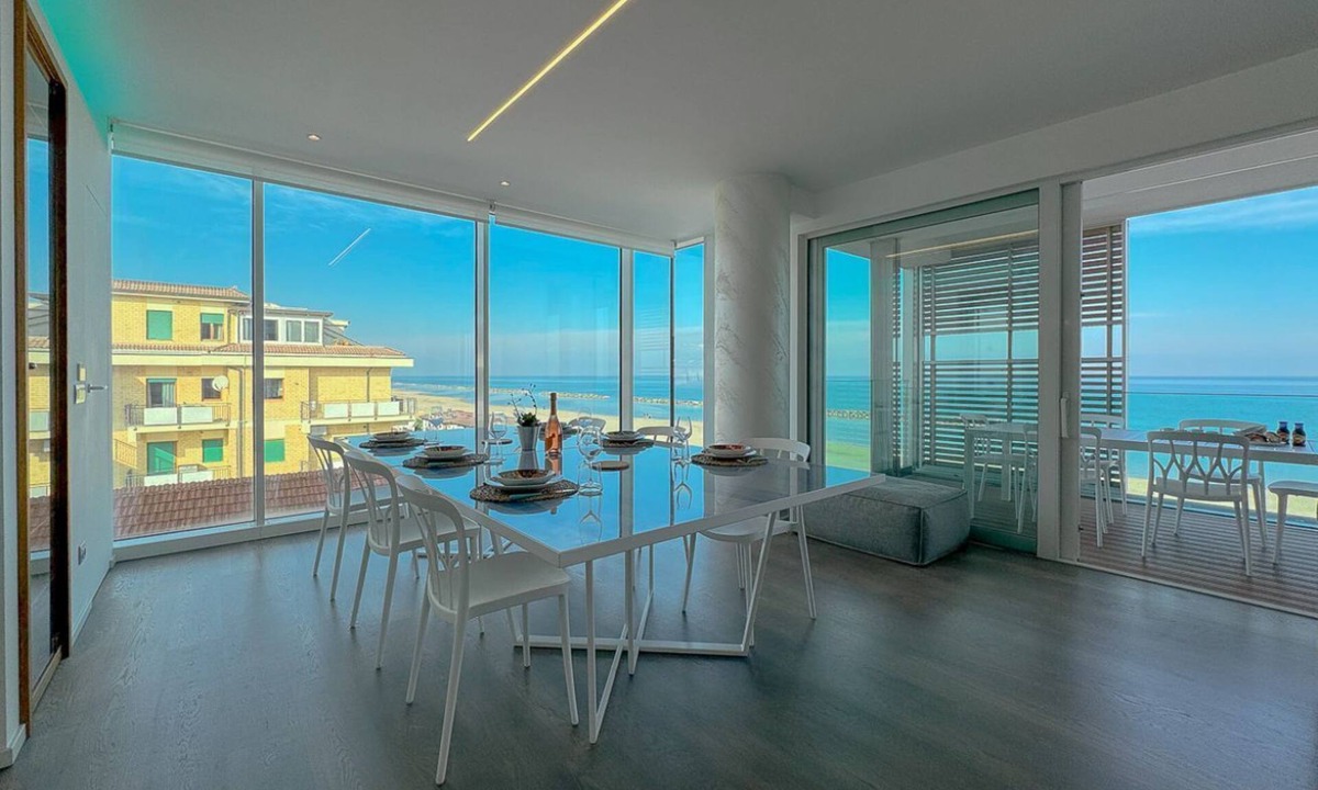 Civitanova Marche Apartment | Chic & Spacious Apartment Facing the Sea