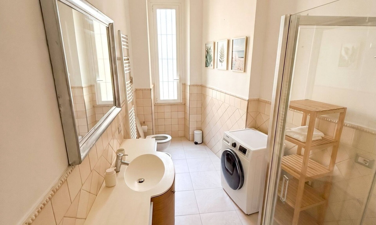 Loreto Apartment | Chloe's apartment 1 min walk from MM1 Pasteur/NoLo
