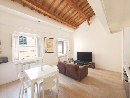 Jesi Apartment | Civico 1 - Eleganza nel cuore di Jesi