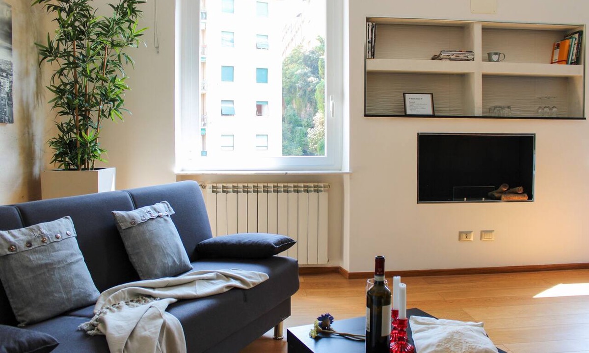 Sestri Ponente Apartment | Comfort & Relax – Jacuzzi, Parking, and Airport 5 Minutes Away