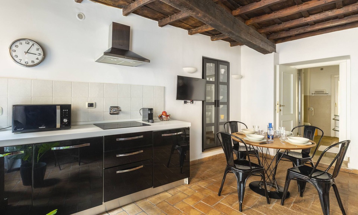 Monti House | Completely renovated apartment next Colosseum n.2