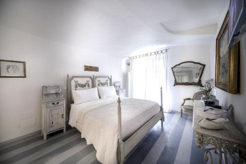 Roman Quarter Bed & Breakfast | Corte delle Camelie Bed and Breakfast