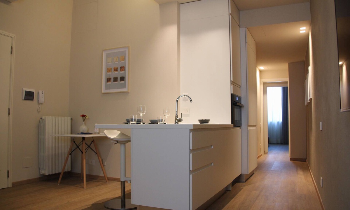Ravenna Apartment | Costa20. Newly renovated downtown apartment.