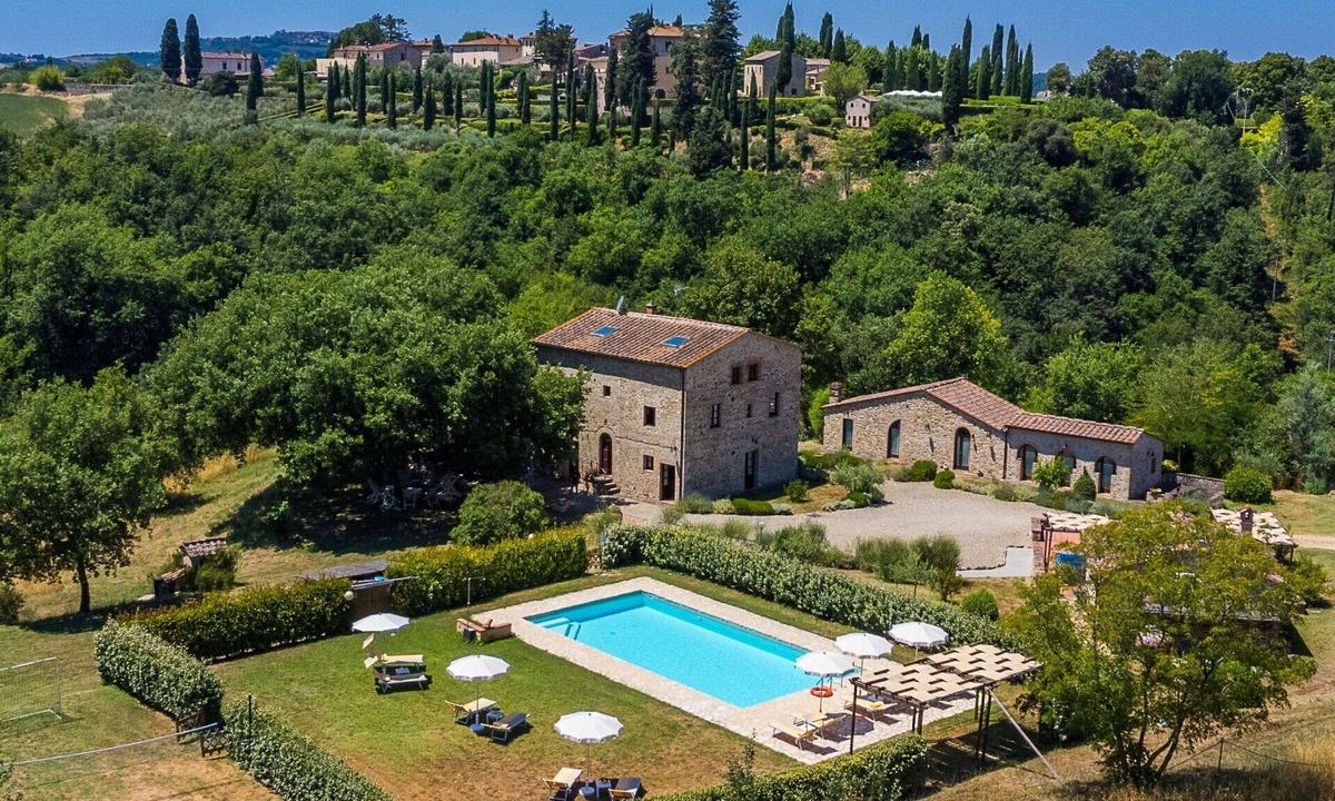 Collalto House | Cosy apartment in villa for 12 guests with A/C, private pool, WIFI, TV, patio and panoramic view