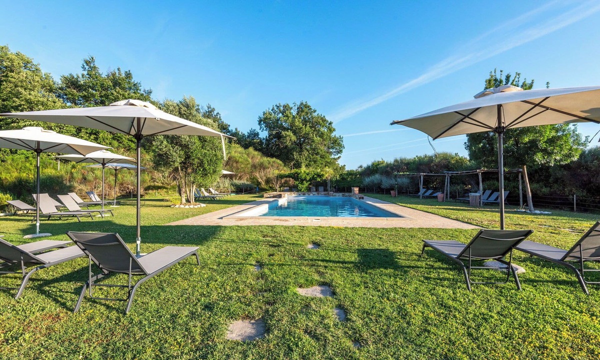 Trequanda Apartment | Cosy apartment with pool, WIFI, A/C, TV, patio, pets allowed, panoramic view, close to Montepulciano