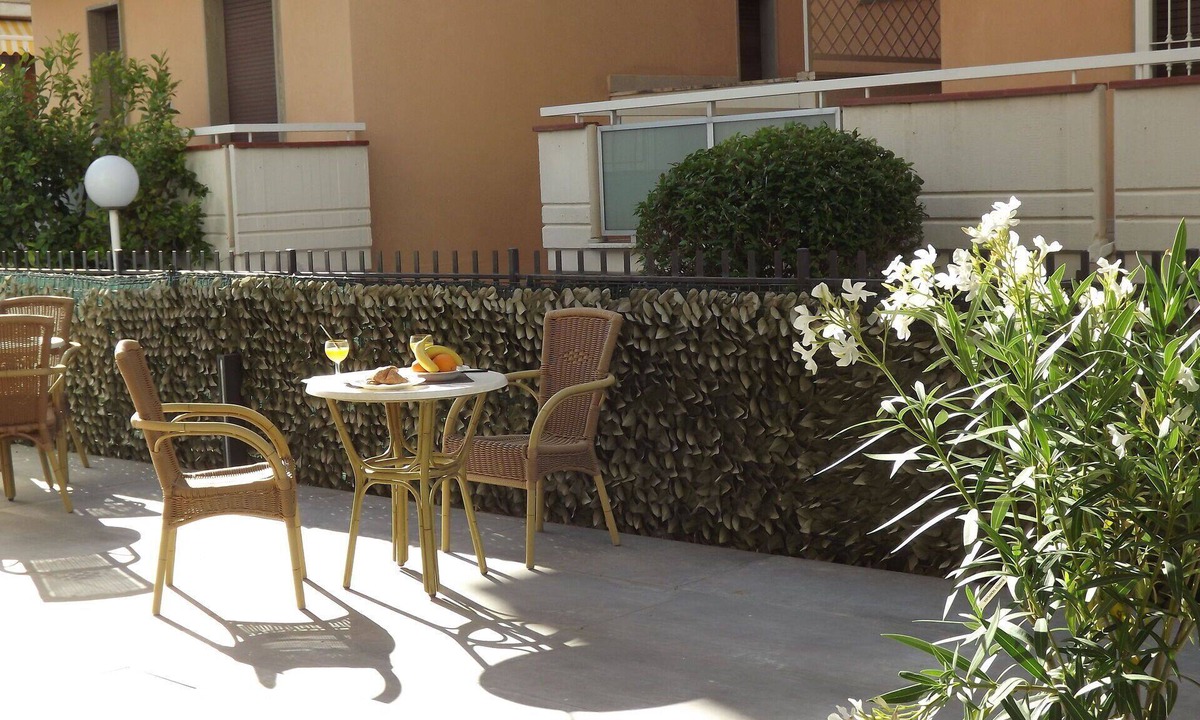 Martinsicuro Apartment | Cosy apartment for 3 people with WIFI, A/C, TV, balcony and pets allowed