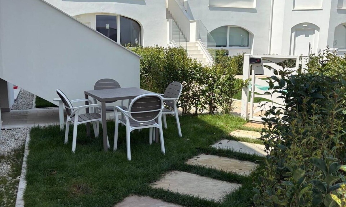 Marcelli Apartment | Cosy apartment for 5 people with WIFI, pool, A/C, TV and panoramic view, close to Porto Recanati